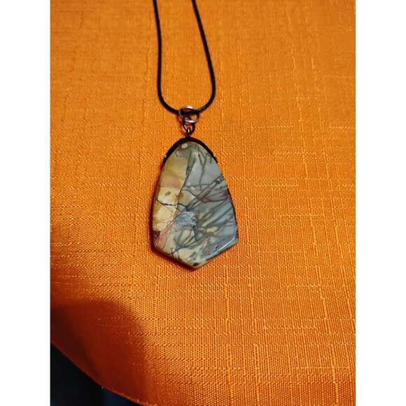 Jasper stone necklace on rope cord, small chip hobo naturalist looks handmade - Picture 5 of 8